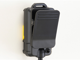 EW 1 008 back clip r